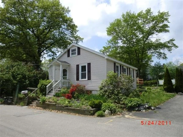 Unit for sale at 28 Bayard St, Dracut, MA 01826