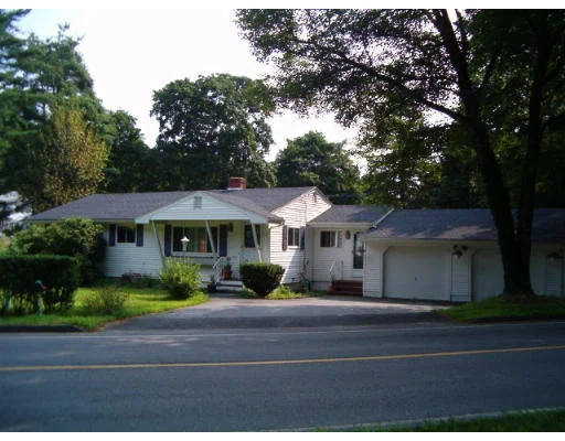 Unit for sale at 1 Putnam Rd, North Reading, MA 01864