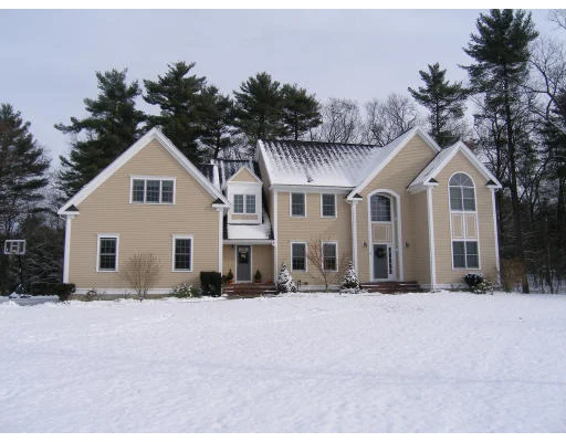 Unit for sale at 26 Anselm Way, Sudbury, MA 01776