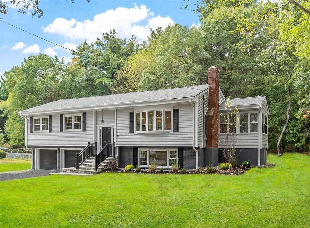 Unit for sale at 39 West St, Wilmington, MA 01887