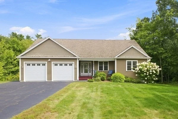 Unit for sale at 273 Maple Ave, Rutland, MA 01543