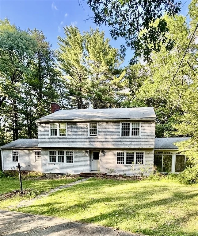 Unit for sale at 137 Spofford Rd, Boxford, MA 01921
