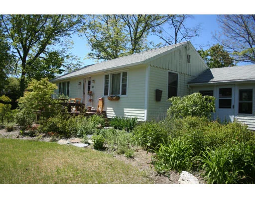 Unit for sale at 897 Ryan Road, Northampton, MA 01062