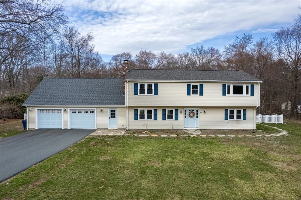 Unit for sale at 88 Lovering Street, Medway, MA 02053
