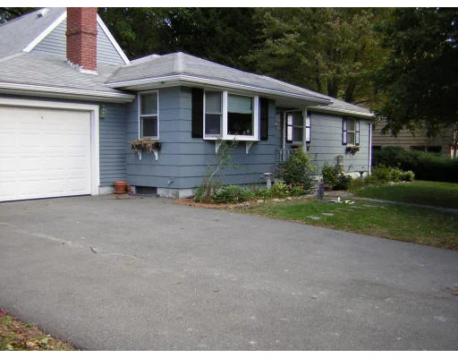 Unit for sale at 89 Norfolk Road, Braintree, MA 02184