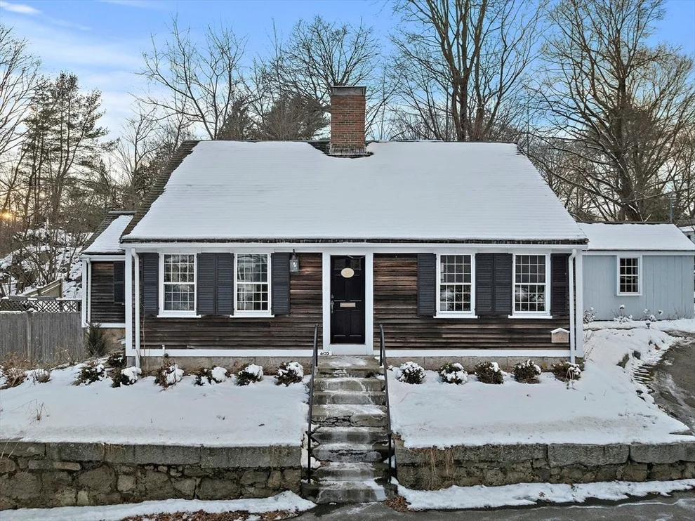 Unit for sale at 605 Main St, Hingham, MA 02043