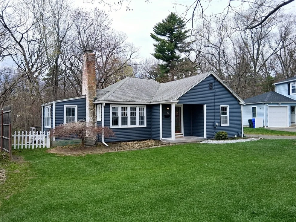Unit for sale at 106 Hartwick St, Springfield, MA 01108