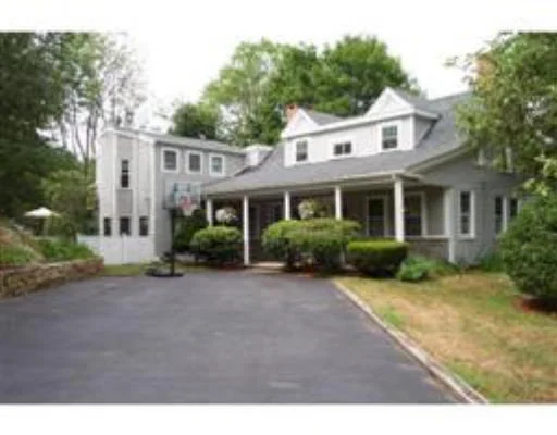 Unit for sale at 821 Front St, Weymouth, MA 02190