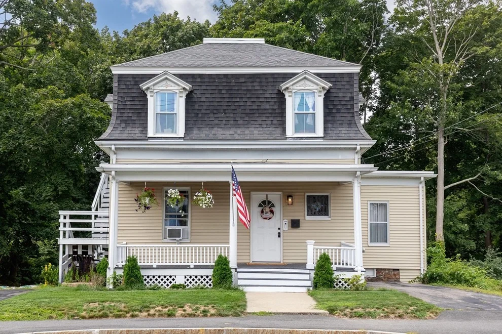 Unit for sale at 390 Commercial St, Braintree, MA 02184