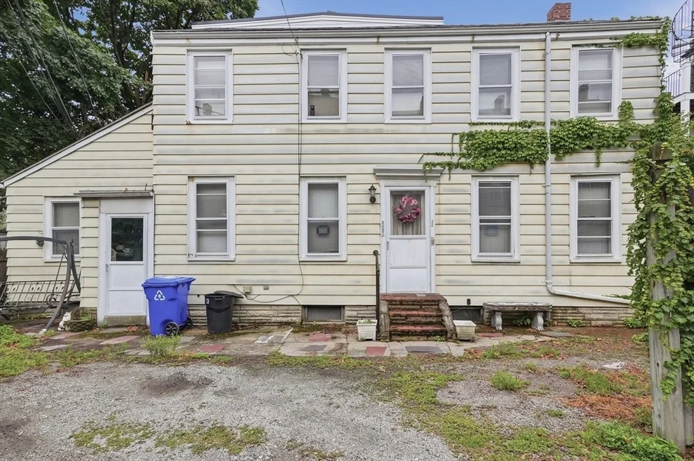 Unit for sale at 561-R E 5th St, Boston, MA 02127