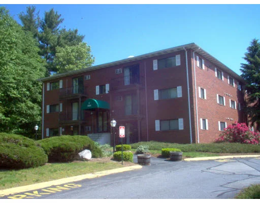 Unit for sale at 294 Codman Hill Rd, Boxborough, MA 01719