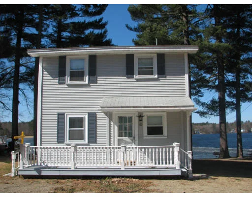 Unit for sale at 10 Pine Bluff Ave, Merrimac, MA 01860