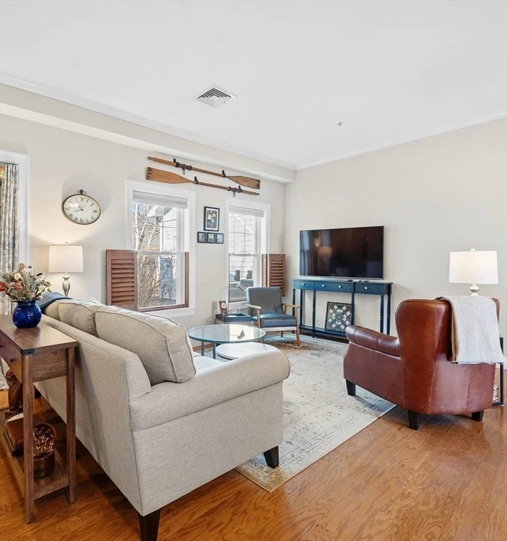 Unit for sale at 29 Summer St, Ipswich, MA 01938