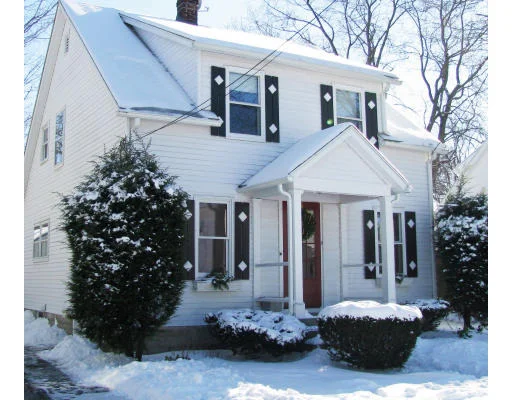 Unit for sale at 26 Cross Street, Westborough, MA 01581