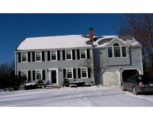 Unit for sale at 25 Wendy Way (Lane), Uxbridge, MA 01569