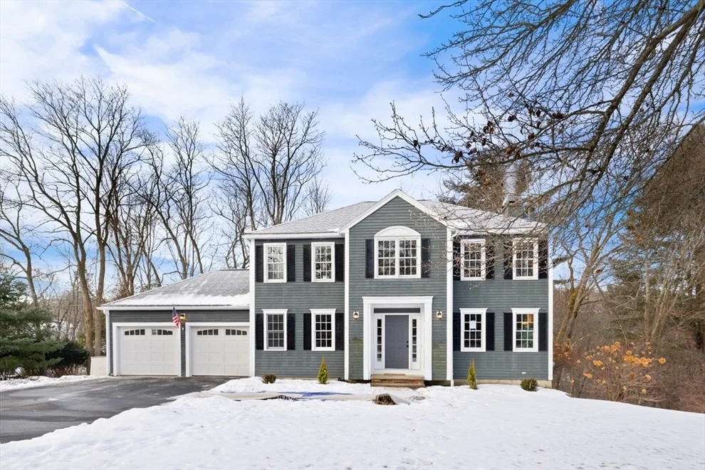 Unit for sale at 4 Spindle Tree Ln, Amesbury, MA 01913