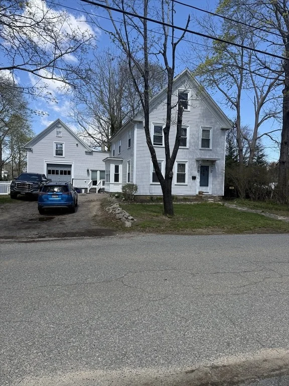 Unit for sale at 11 Center Street, Kingston, MA 02364