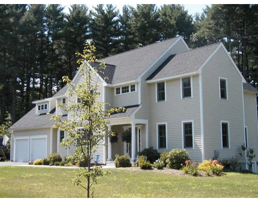 Unit for sale at 18 Abbey Rd., Boylston, MA 01505