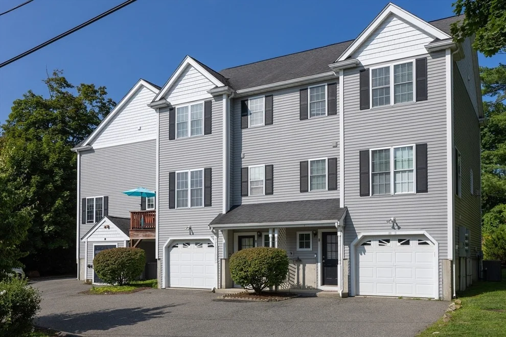 Unit for sale at 52 Packards Ln, Quincy, MA 02169