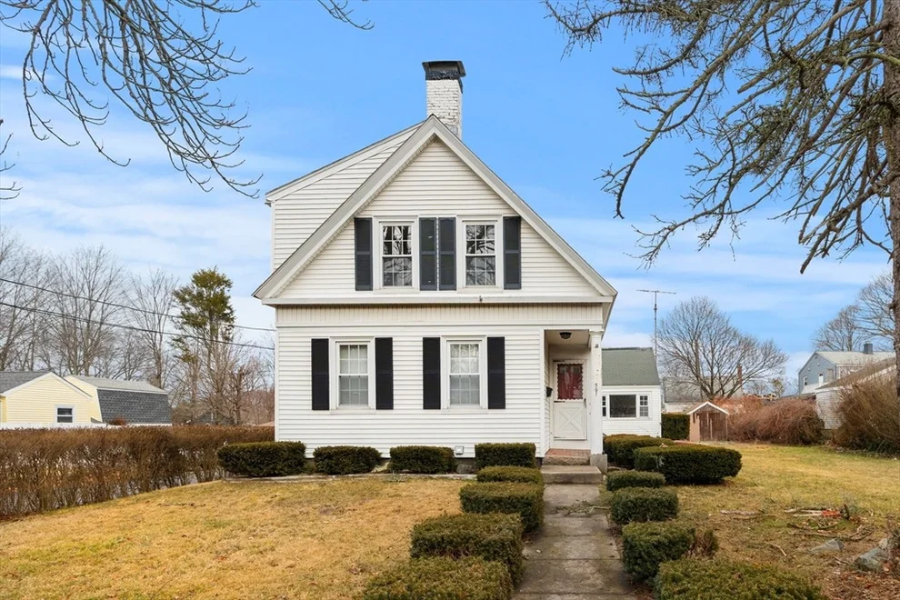 Unit for sale at 591 N Main St, Randolph, MA 02368