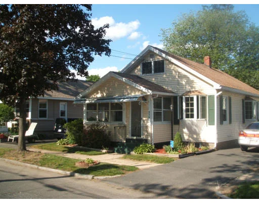 Unit for sale at 379 El Paso St, Springfield, MA 01104