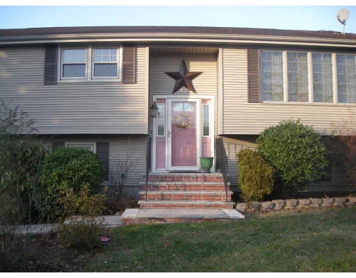 Unit for sale at 91 Joyce Dr, Stoughton, MA 02072