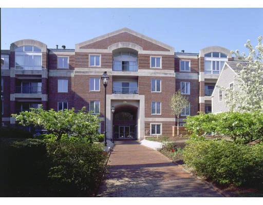 Unit for sale at 130 Mount Auburn Street, Cambridge, MA 02138