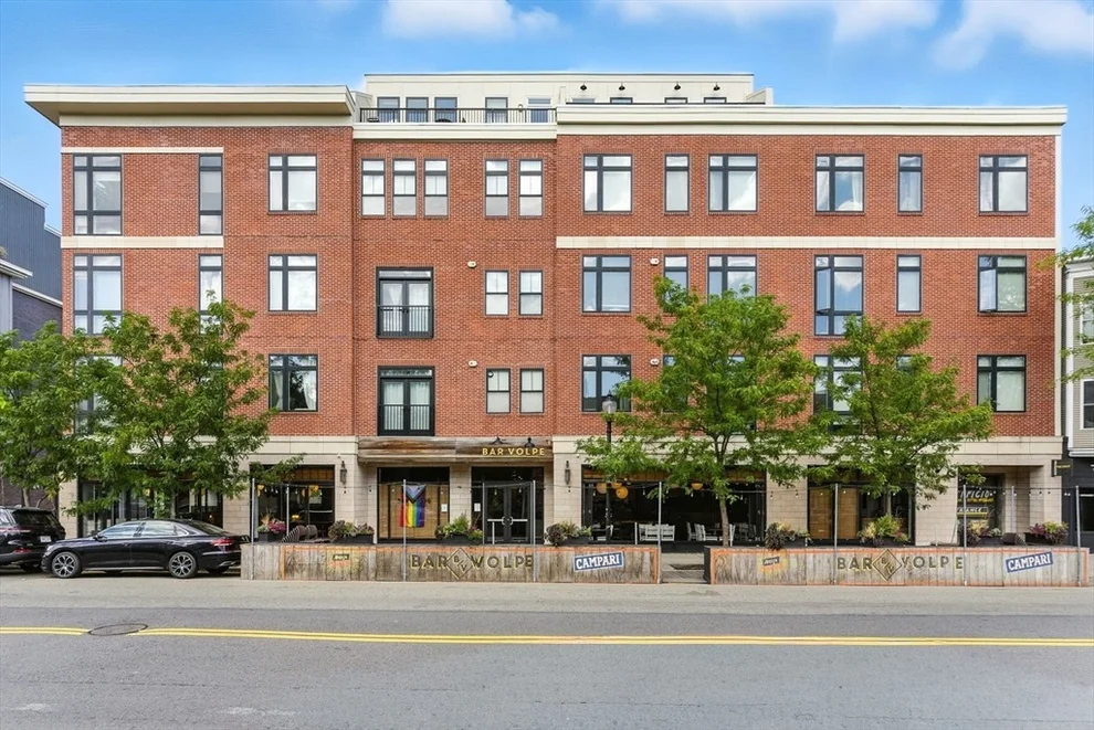 Unit for sale at 170 W Broadway, Boston, MA 02127