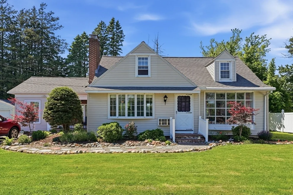 Unit for sale at 375 River Rd, Agawam, MA 01001