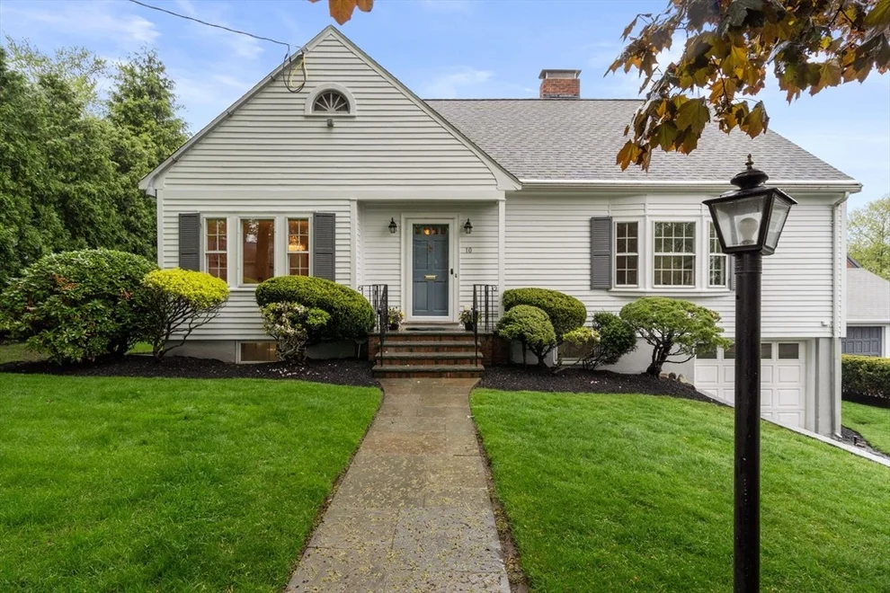 Unit for sale at 10 Jacob Road, Belmont, MA 02478