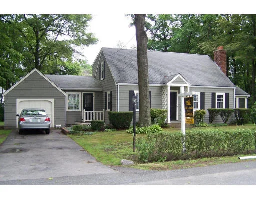 Unit for sale at 40 Ox Bow Lane, Randolph, MA 02368