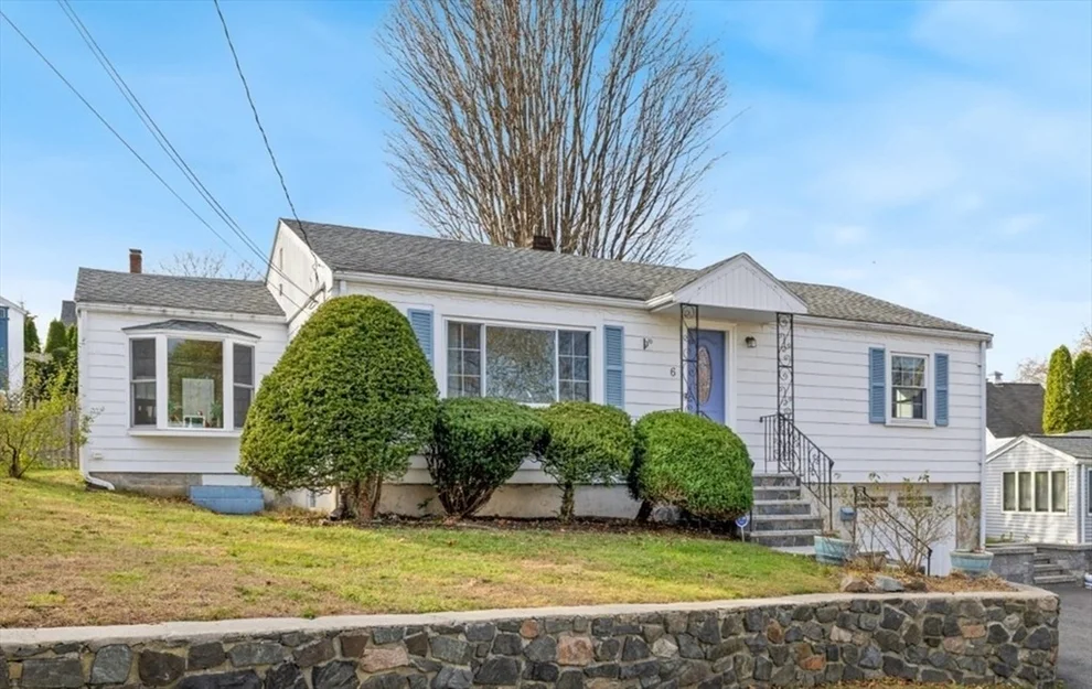 Unit for sale at 6 Rawding Rd, Peabody, MA 01960