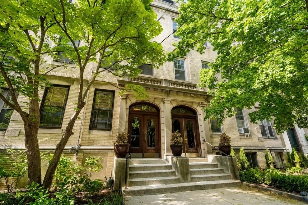 Unit for sale at 61 Longwood Ave, Brookline, MA 02446