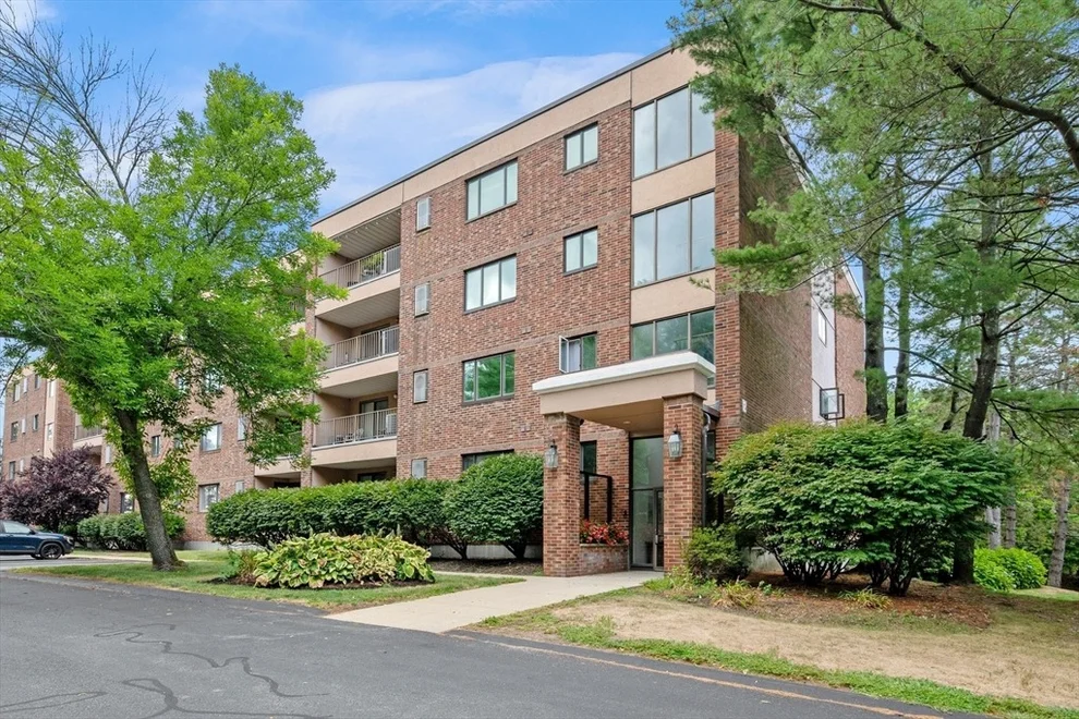 Unit for sale at 12 Ledgewood Way, Peabody, MA 01960
