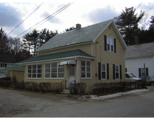 Unit for sale at 2 Lens Ct, Southbridge, MA 01550
