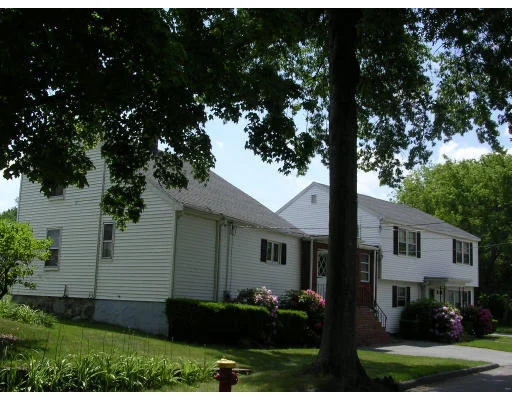 Unit for sale at 27 Martin St, Melrose, MA 02176