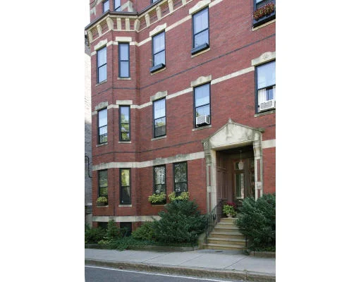 Unit for sale at 72 Walnut Street, Brookline, MA 02445