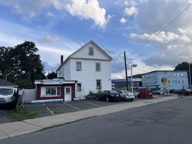 Unit for sale at 12 Mason St, Lynn, MA 01902