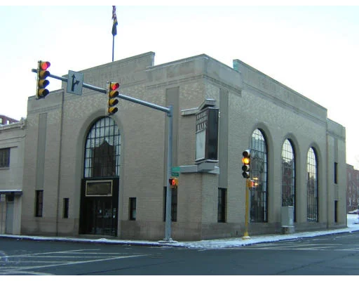 Unit for sale at 87 Oxford St, Lynn, MA 01901