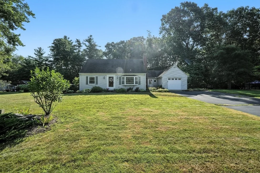 Unit for sale at 8 Meadowview Rd, Wilbraham, MA 01095