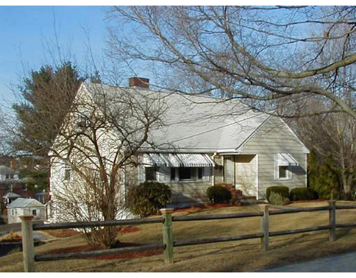 Unit for sale at 17 Bulow Road, Hingham, MA 02043