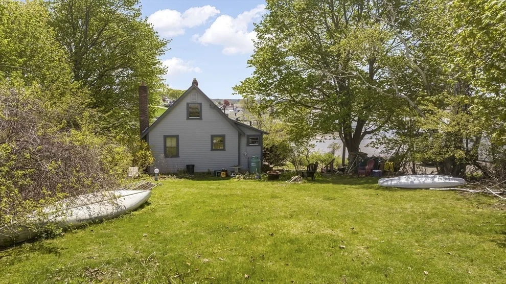 Unit for sale at 114 Little Neck Rd, Ipswich, MA 01938