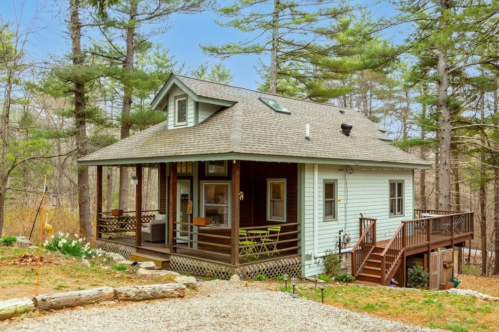 Unit for sale at 353 Concord St, Gloucester, MA 01930