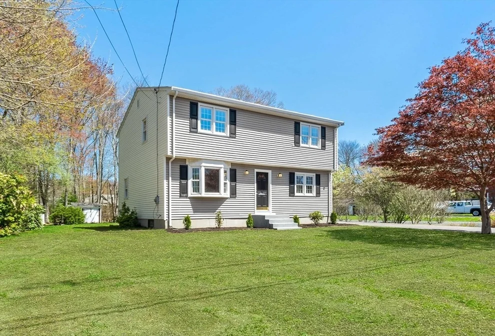 Unit for sale at 310 Palmer St, Somerset, MA 02726