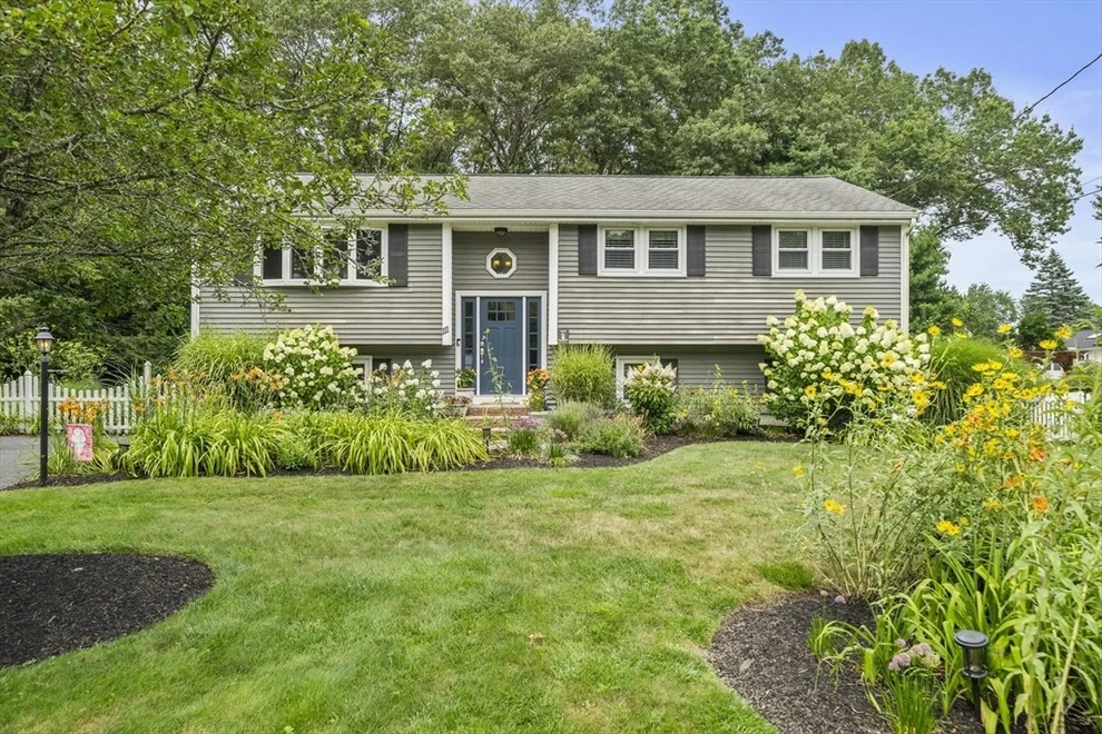 Unit for sale at 111 Zabrosky Ave, Stoughton, MA 02072