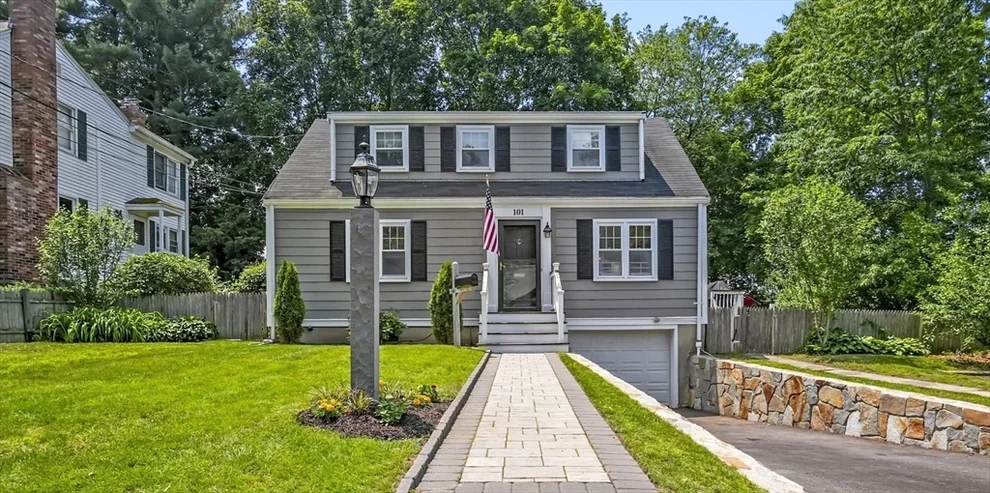 Unit for sale at 101 Eastern Ave, Woburn, MA 01801