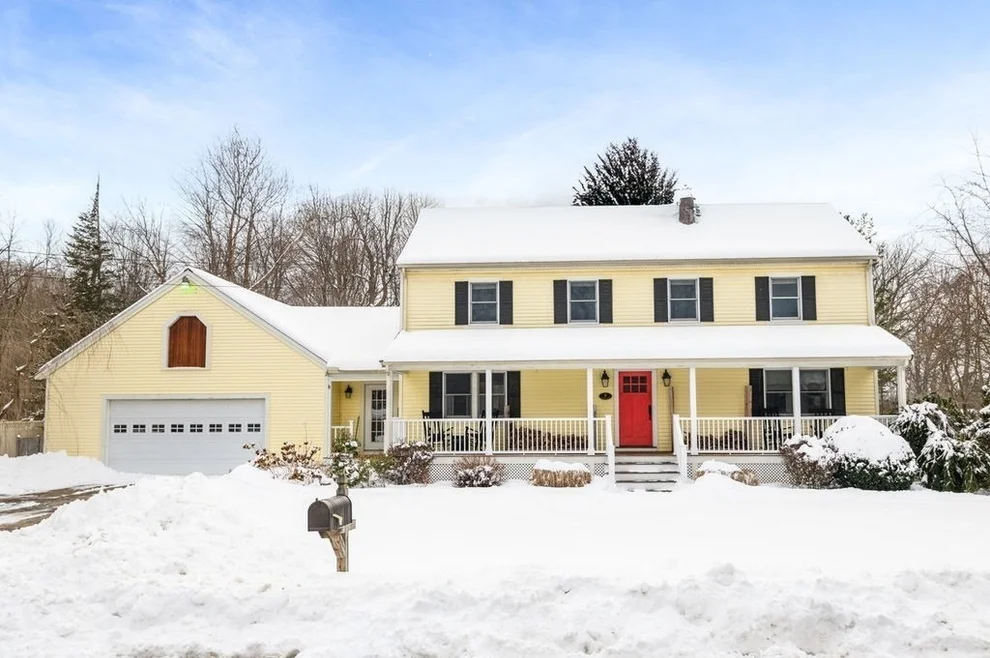 Unit for sale at 8 Albion Lane, West Newbury, MA 01985