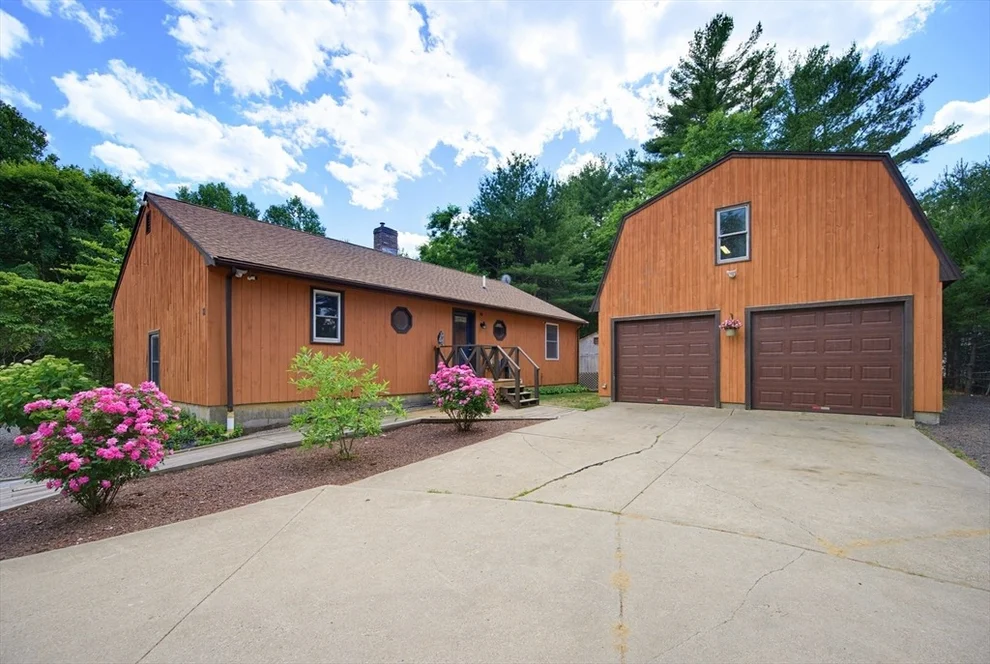 Unit for sale at 81 Rocky Meadow St, Middleboro, MA 02346