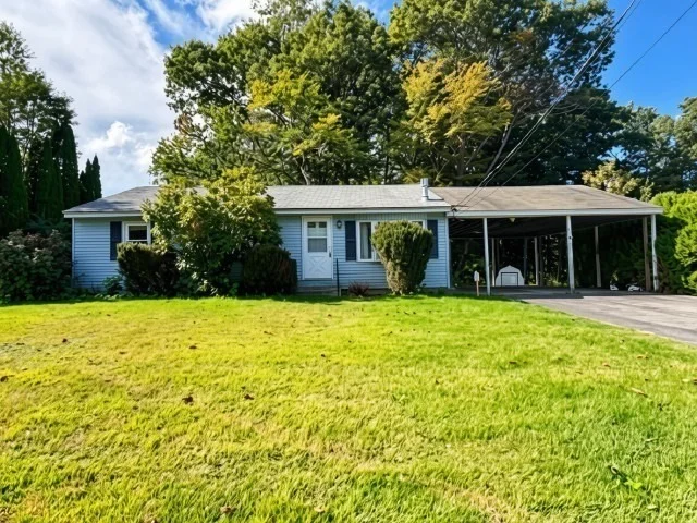 Unit for sale at 178 N Main St, Templeton, MA 01438