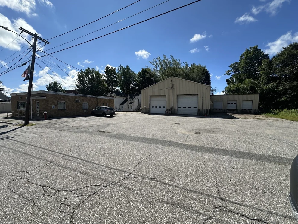 Unit for sale at 15 Maple, North Brookfield, MA 01535